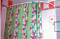 Карниз для ванны Gemy G9009 B 150х100 белый глянец